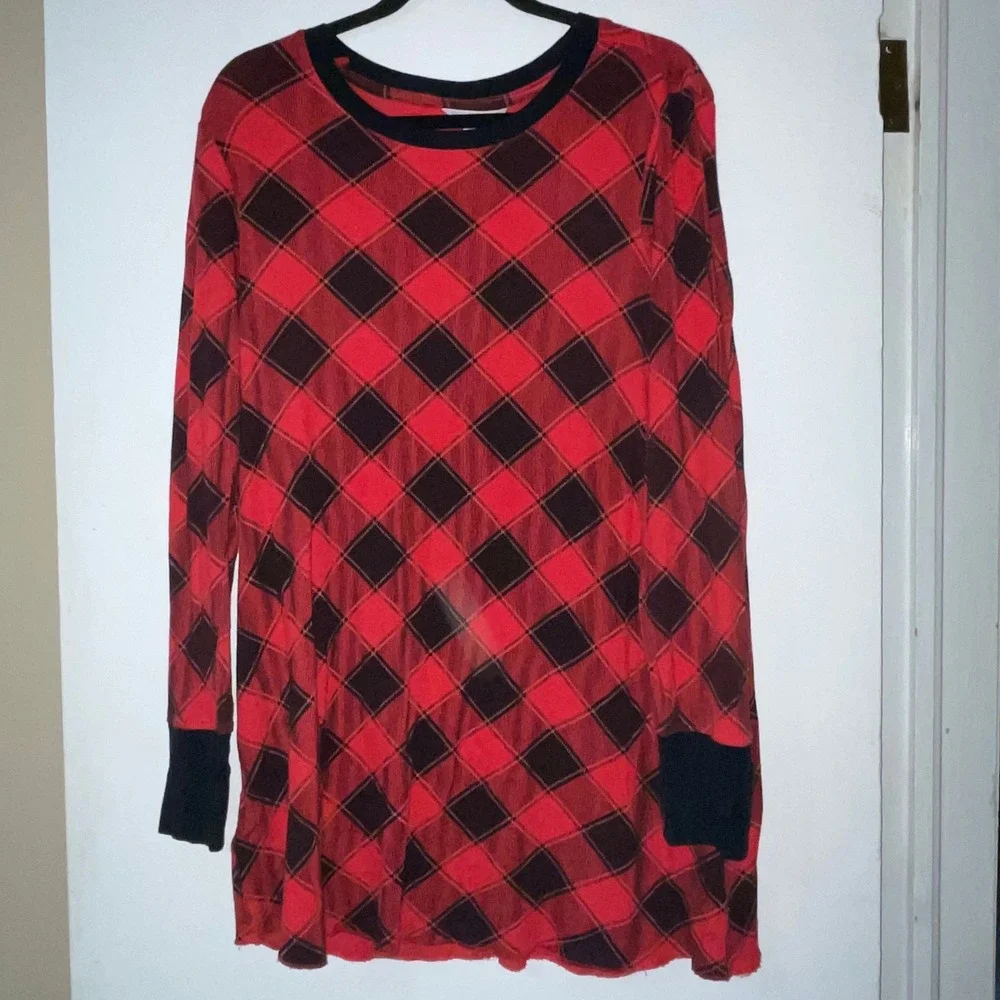 Victoria's Secret Women's Red Black Plaid Long Sleeve Sleep‎ Shirt Nightgown L